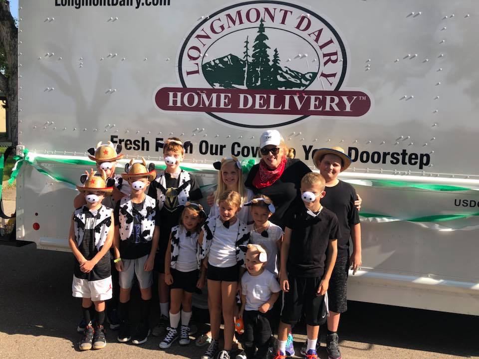 longmontdairy's tweet image. Come see us at the Boulder County Parade! 🎉🐄 We’ll be joining the fun today at 10 AM—waving, smiling, and celebrating 60 years of farm-fresh delivery. Don’t forget to give us a moo as we go by! 🥛💚
#BoulderCountyParade #ParadeFun #LongmontDairy #60YearsStrong