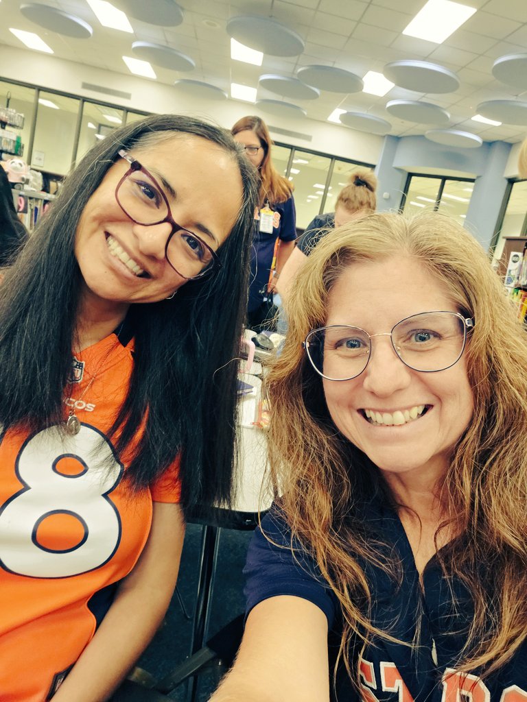 Here's the picture! Let the games begin for Hicks Tigers! #WorkFamily <a href="/HicksTigers/">Hicks Elementary</a> <a href="/HicksTigersMath/">Jessica Alvear</a>