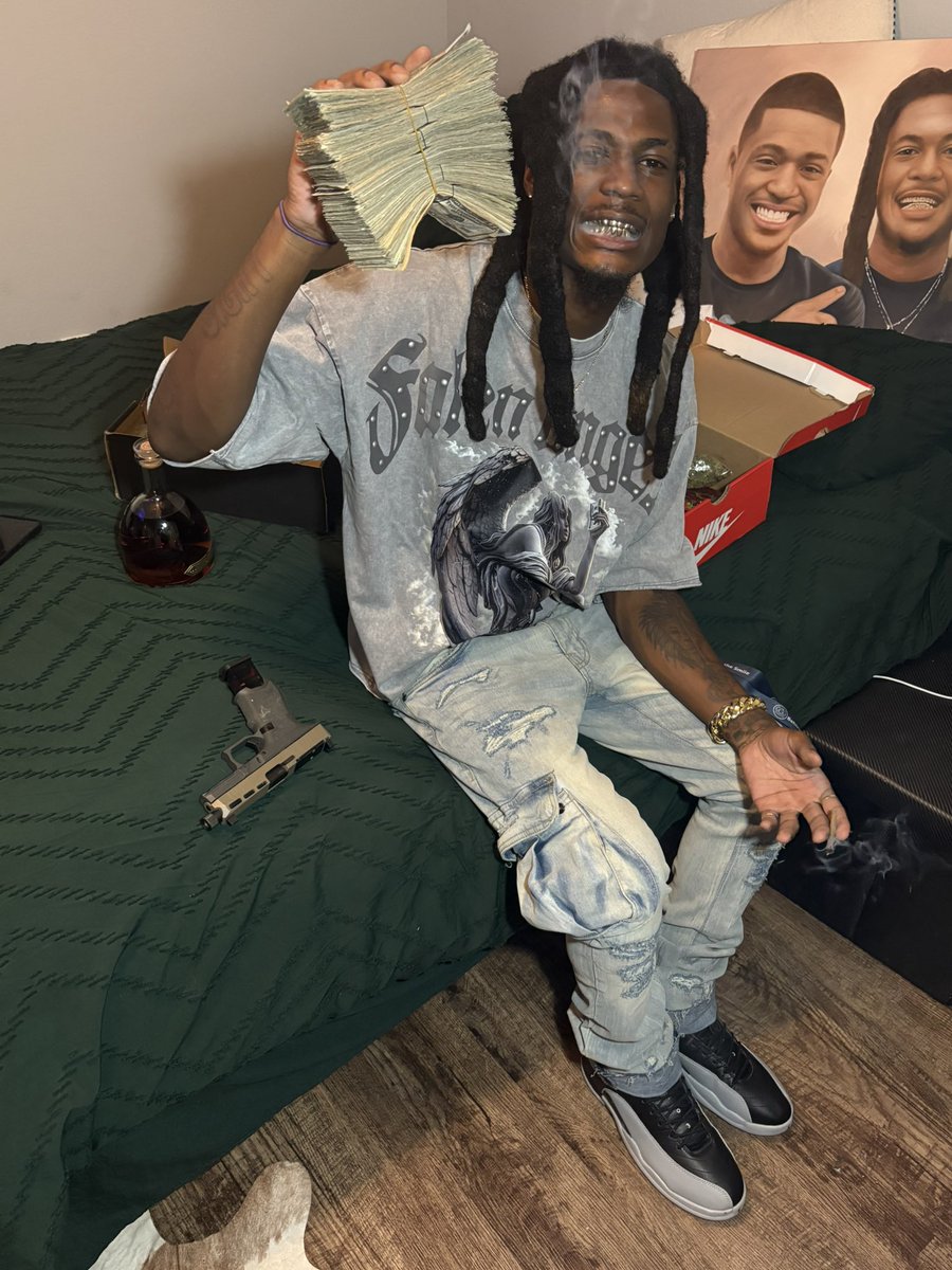 C5ivefrom438's tweet photo. Wen i shoot its all NET but i aint neva been to Brooklyn yet ☑️🦍🎋 #KatchEmStretchEm #LLC30 #LL26 #Ks #Viral https://t.co/r7z7MDxejy
