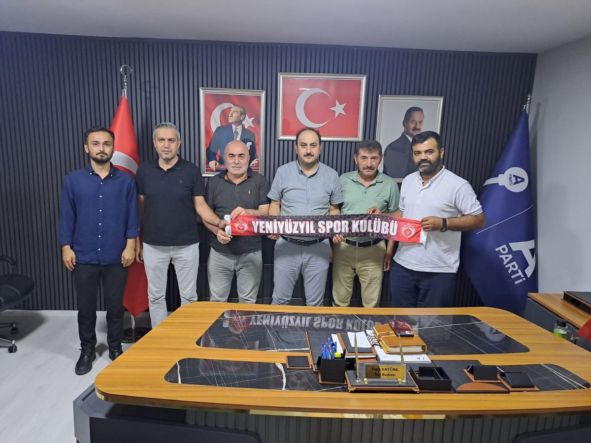 Anahtar Parti Bağcılar (@apartibgclr) on Twitter photo Sporun ve gençliğin yanında olan herkesle aynı masada buluşmaktan mutluyuz. Yeniyüzyıl Spor Kulübü Başkanı Murat Taşdemirli ve yönetimine ziyaretleri için teşekkür ederiz.
<a href="/ErtrkFath24/">Fatih Ertürk</a> Sporun ve gençliğin yanında olan herkesle aynı masada buluşmaktan mutluyuz. Yeniyüzyıl Spor Kulübü Başkanı Murat Taşdemirli ve yönetimine ziyaretleri için teşekkür ederiz.
<a href="/ErtrkFath24/">Fatih Ertürk</a>