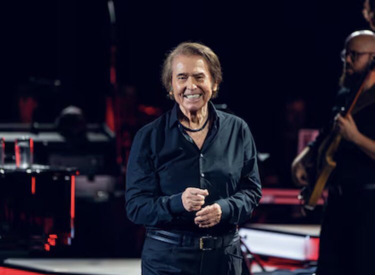 NO PUEDO ARRANCARTE DE MI #EnveranoRaphael .Temazo !!! youtu.be/mLKRhAfqRYo?fe…