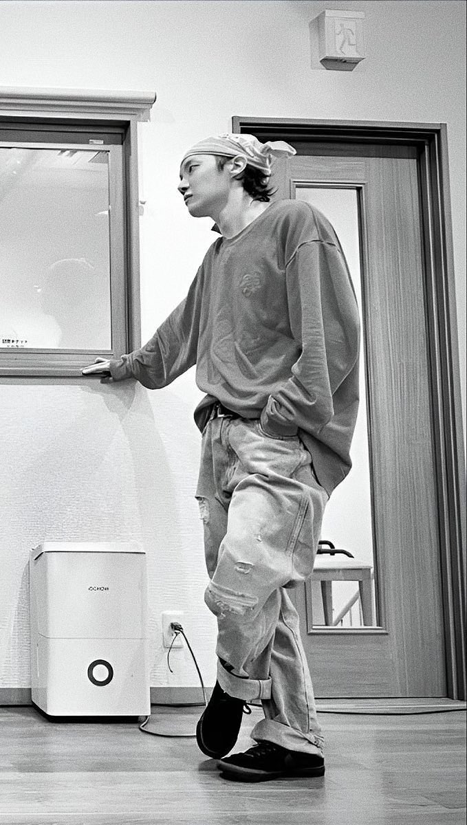 honeygkoo's tweet image. oh.