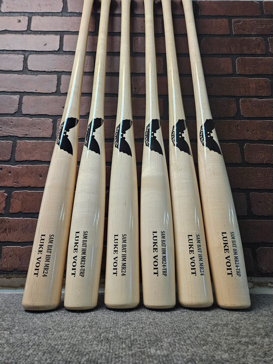 Some beauties headed over to the NPB 💪💪 #ProBats #SamBat #InternationalGame #TheOriginalMapleBat
