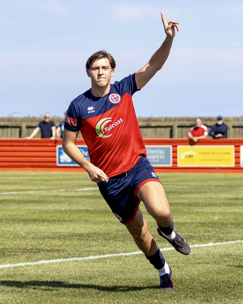 🙌 @OscarFletch8

🔴 1-0 🟡 (18’) #REDvNFE