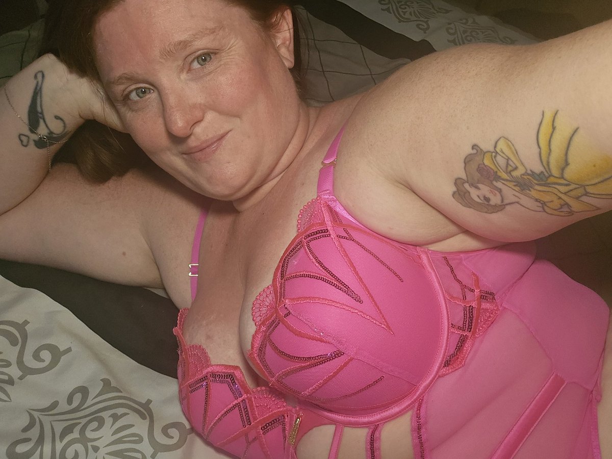 How's your Saturday so far 😘