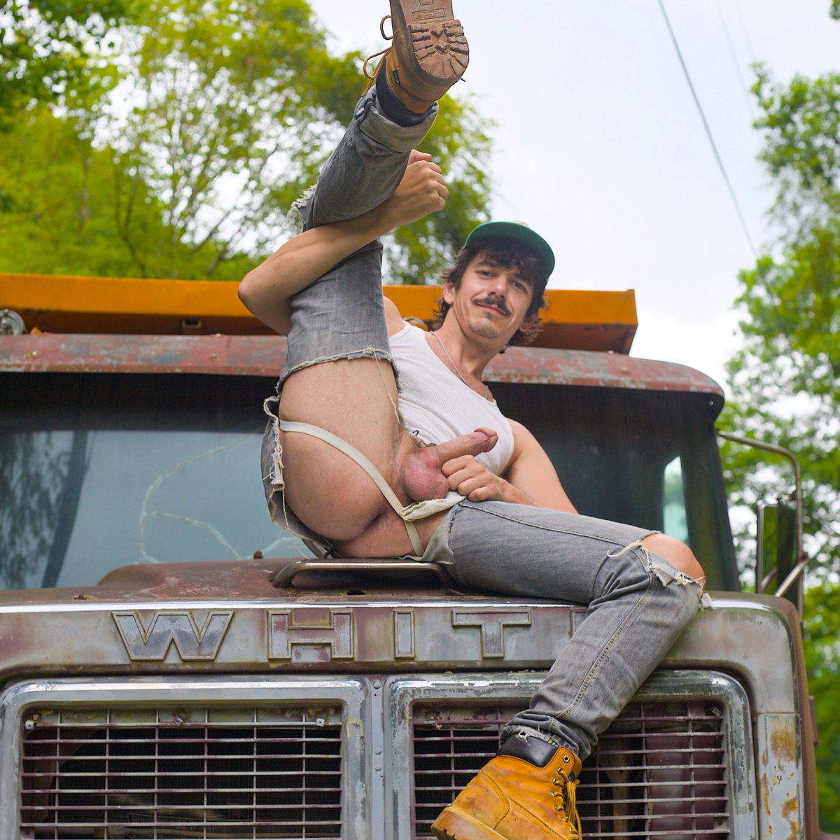 It’s been five years of showing hole and y’all, it has been a pleasure and an honor 💦