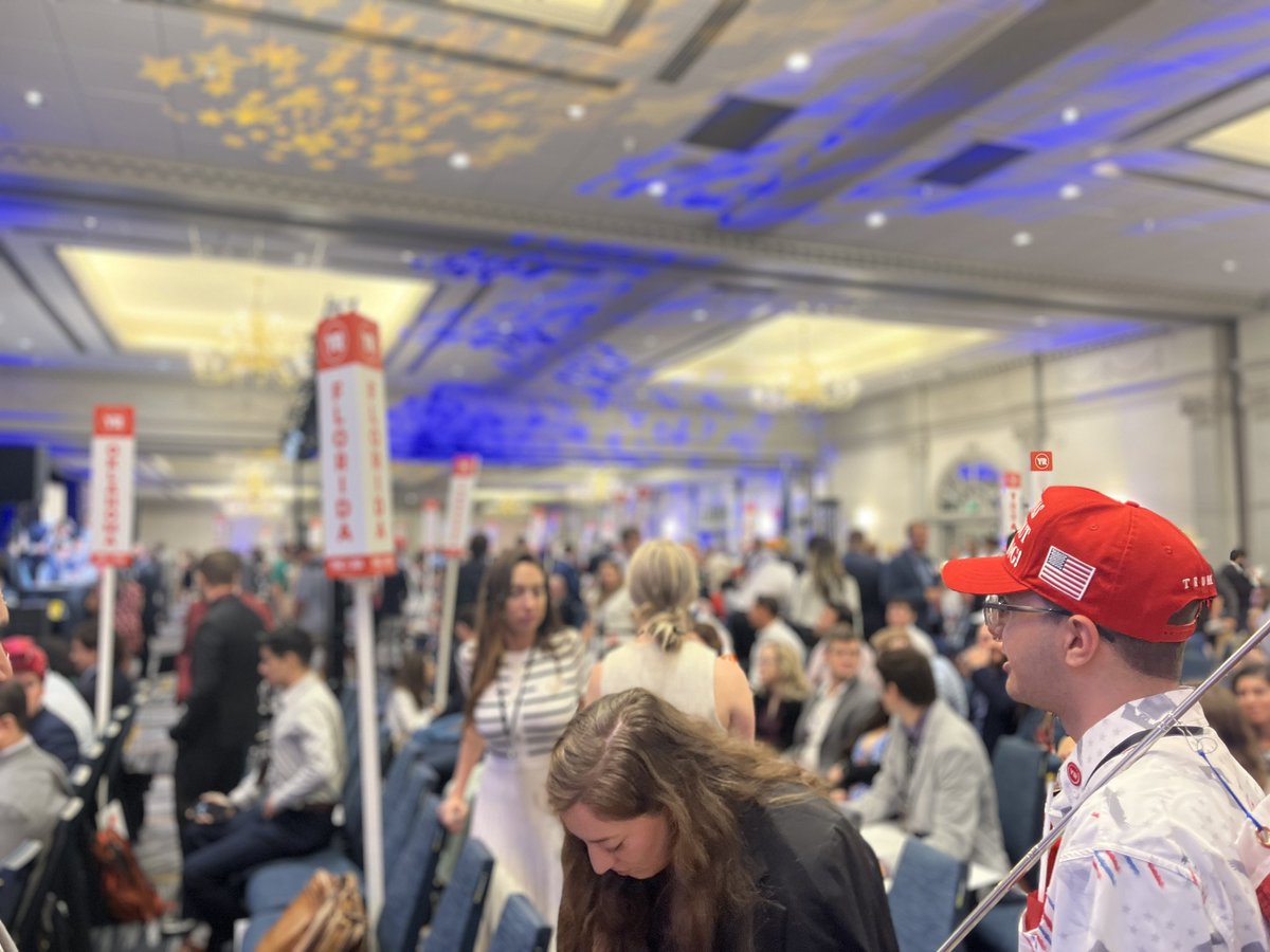 🚨 BREAKING: We’ve just learned Trump supporters are currently being BLOCKED from voting at the Young Republican National Convention.

They are outright barring members of President Trump’s slate from voting in the national election. Total chaos.

It’s TRUMP’S GOP.

LET THEM