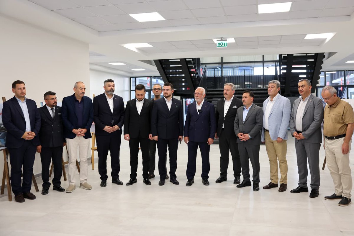 Kayseri Sanayi Odası (@kayseriso) on Twitter photo Yönetim Kurulu Başkanımız <a href="/mbuyuksimitci/">Mehmet Buyuksimitci</a> ve Meclis Başkanımız Abidin Özkaya,Valimiz Sayın Gökmen Çiçek, AK Parti Genel Başkan Vekili Sayın Mustafa Elitaş ve protokol üyeleri ile birlikte, Melikgazi Belediyesi Mehmet Altun Havacılık ve Uzay Teknolojileri Mesleki ve Teknik Anadolu Yönetim Kurulu Başkanımız <a href="/mbuyuksimitci/">Mehmet Buyuksimitci</a> ve Meclis Başkanımız Abidin Özkaya,Valimiz Sayın Gökmen Çiçek, AK Parti Genel Başkan Vekili Sayın Mustafa Elitaş ve protokol üyeleri ile birlikte, Melikgazi Belediyesi Mehmet Altun Havacılık ve Uzay Teknolojileri Mesleki ve Teknik Anadolu