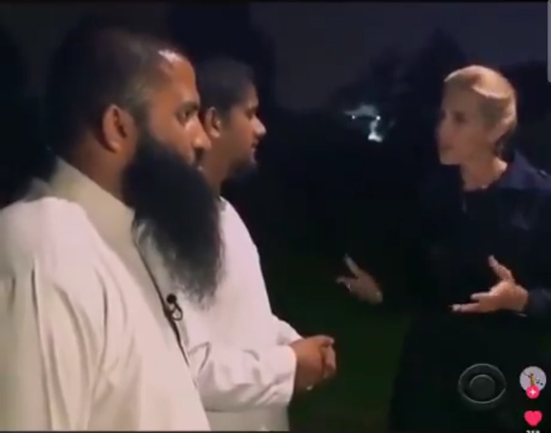 Galex17200's tweet image. 🇬🇧 "..People Can choose what They Want ... That's FREEDOM"

"..to CHARIA.." !

#MultiCulturel VIVRE ENSEMBLE ?!