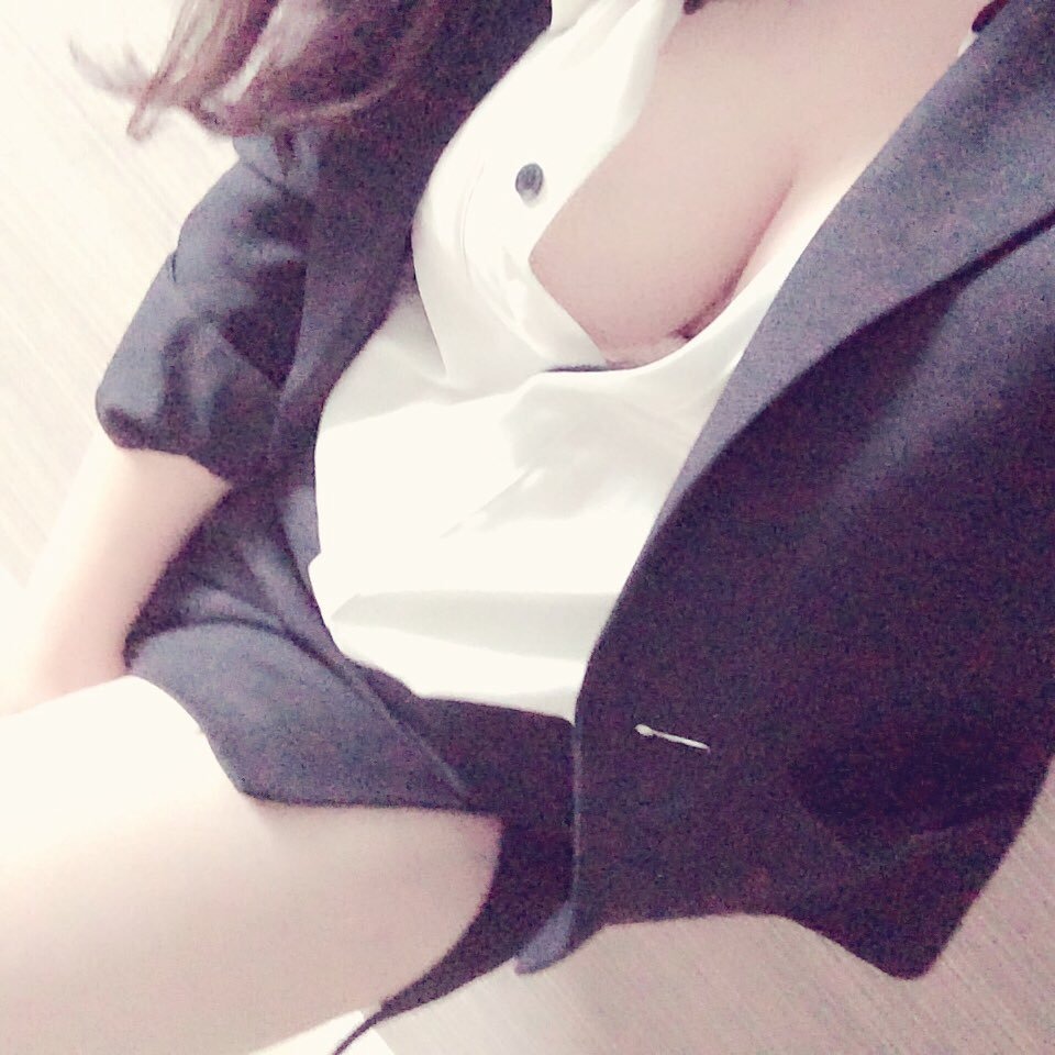 軽くメールしただけでセフレが出来たwww→bit.ly/31vI1Io完全無料で男子も女子もノリいいのが基本だよww無料期間長い今がチャンスらしい！