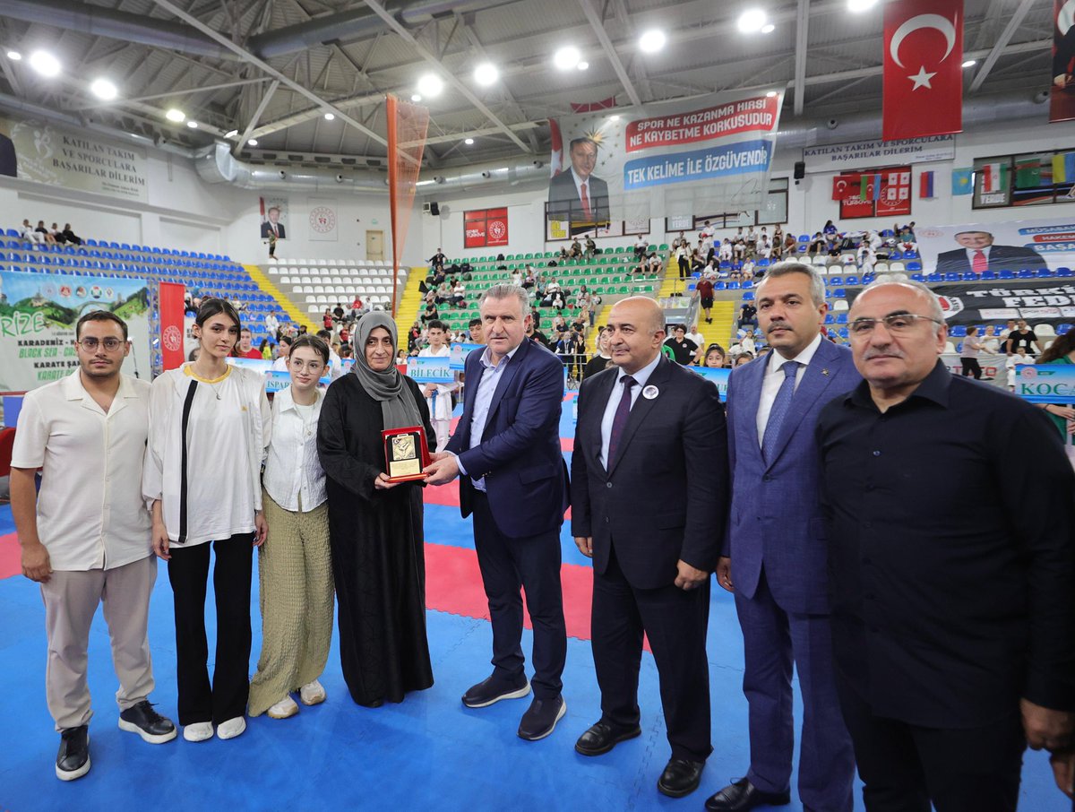 Esat Delihasan Karadeniz ve Hazar Ülkeleri Karate Şampiyonası • Rize

Merhum Karate Federasyonu Başkanımız Esat Delihasan’ı rahmetle yâd ediyorum.

Organizasyonda emeği geçen herkese teşekkür ediyor, tüm sporcularımıza başarılar diliyorum.🇹🇷