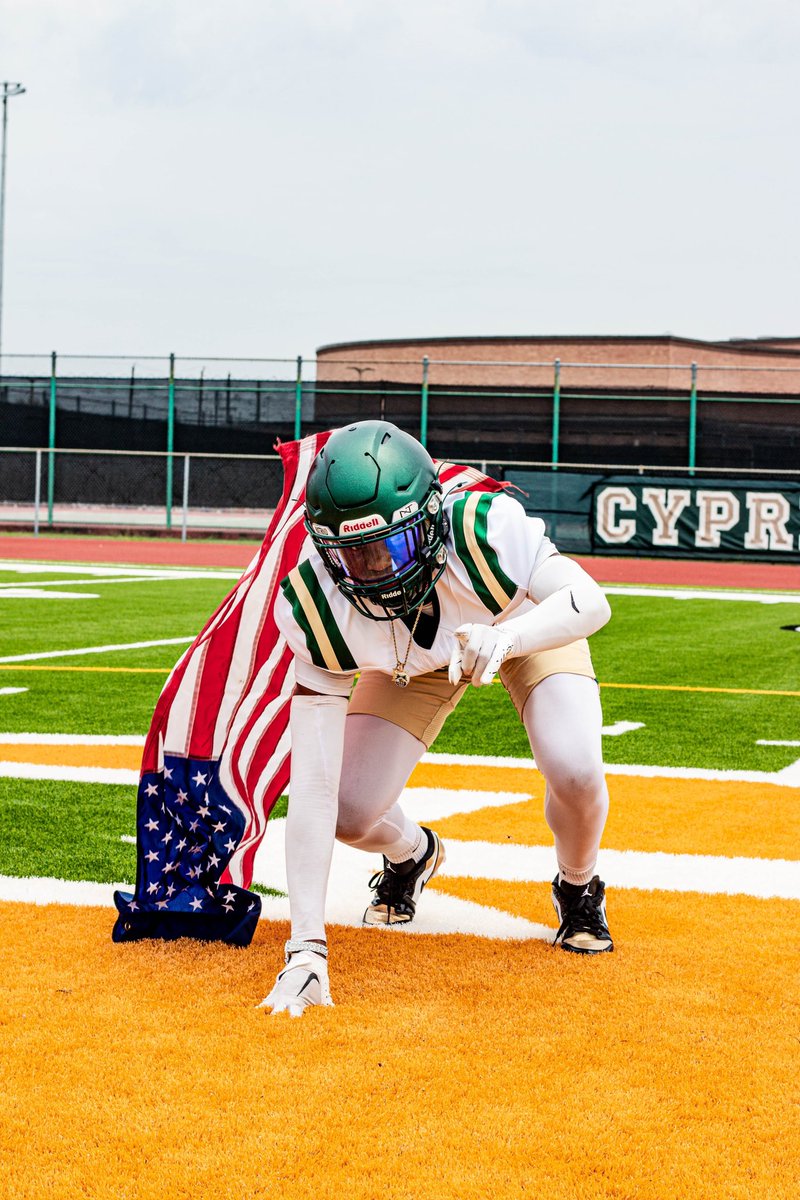 Blessed🙏🏾 <a href="/CyFallsFB/">CyFalls Football</a> @classof2026
<a href="/RecruitingCFHS/">Recruiting Cy falls football</a>