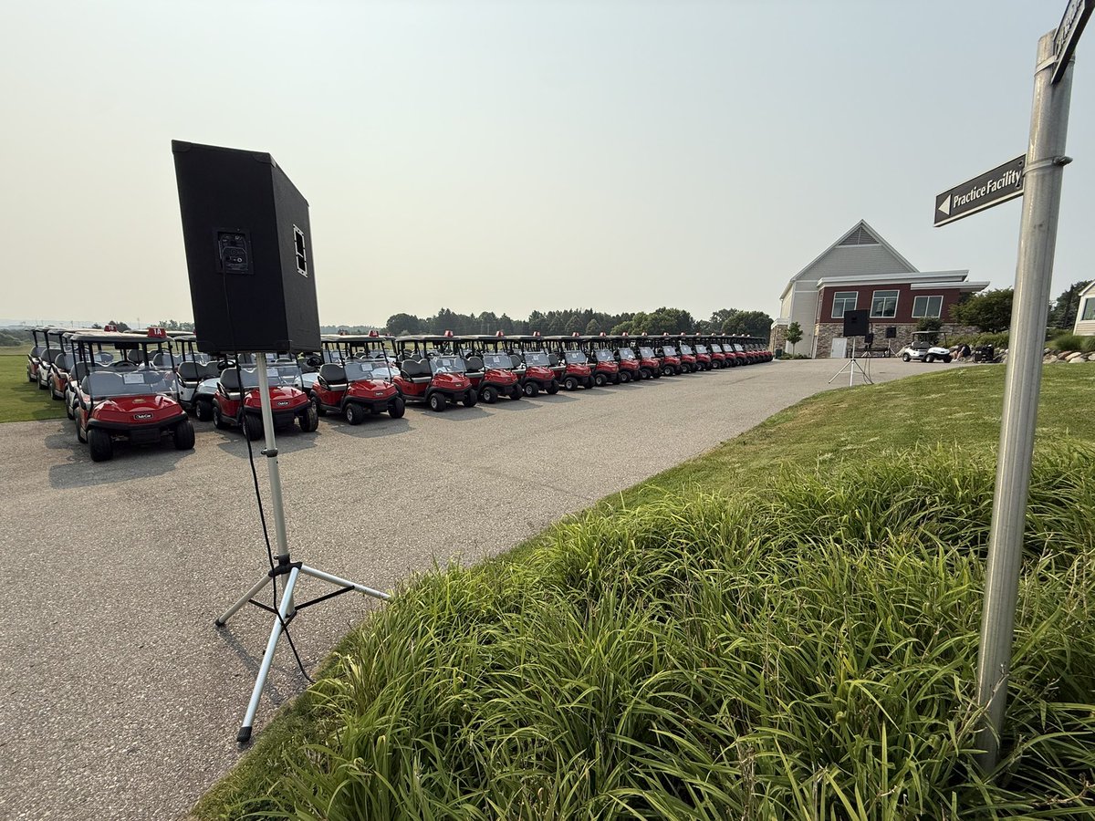 Awesome day for the sold out Ferris State Hockey golf outing ⛳️