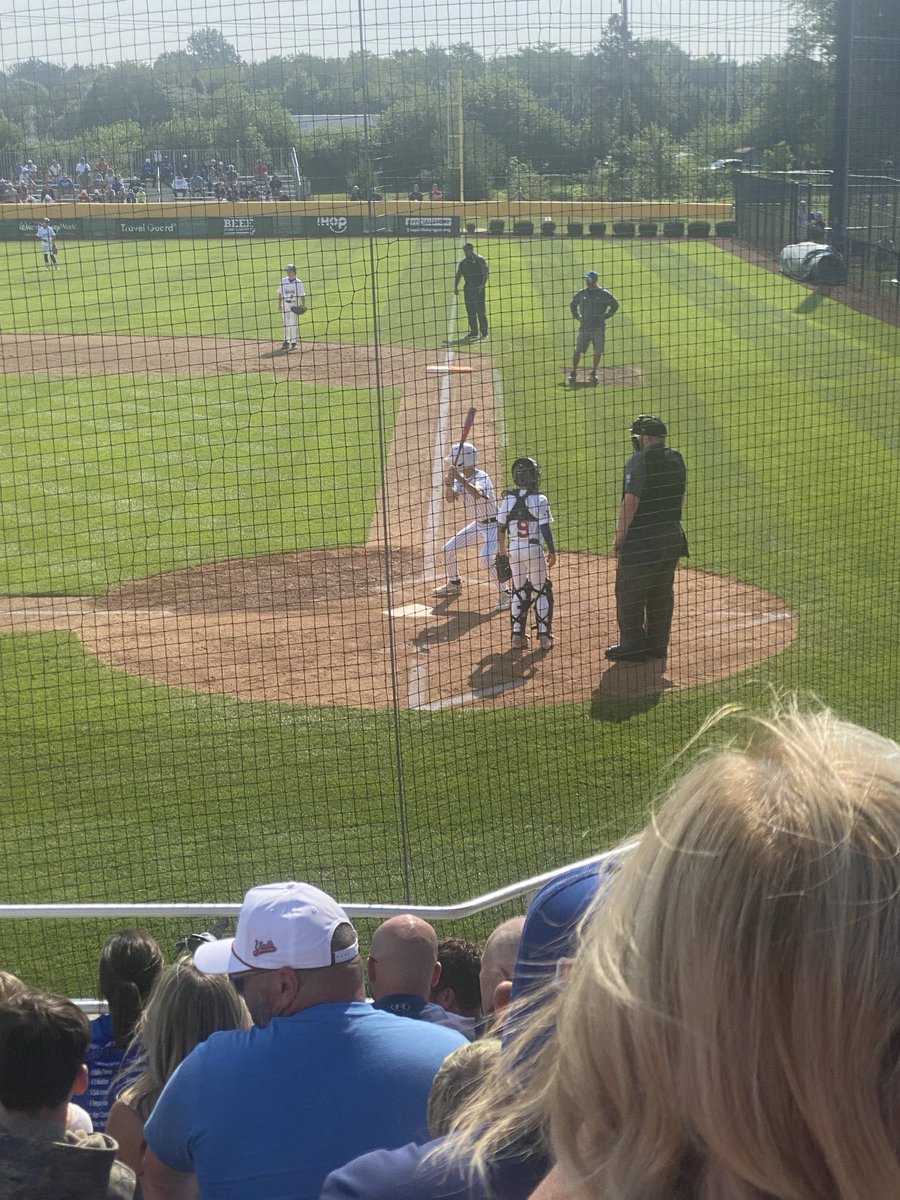 Sup Lenny! #LennyBrown ⁦<a href="/TheReportOhio/">𝑻𝒉𝒆 𝑹𝒆𝒑𝒐𝒓𝒕 𝑶𝒉𝒊𝒐</a>⁩ ⁦<a href="/LittleLeague/">Little League</a>⁩