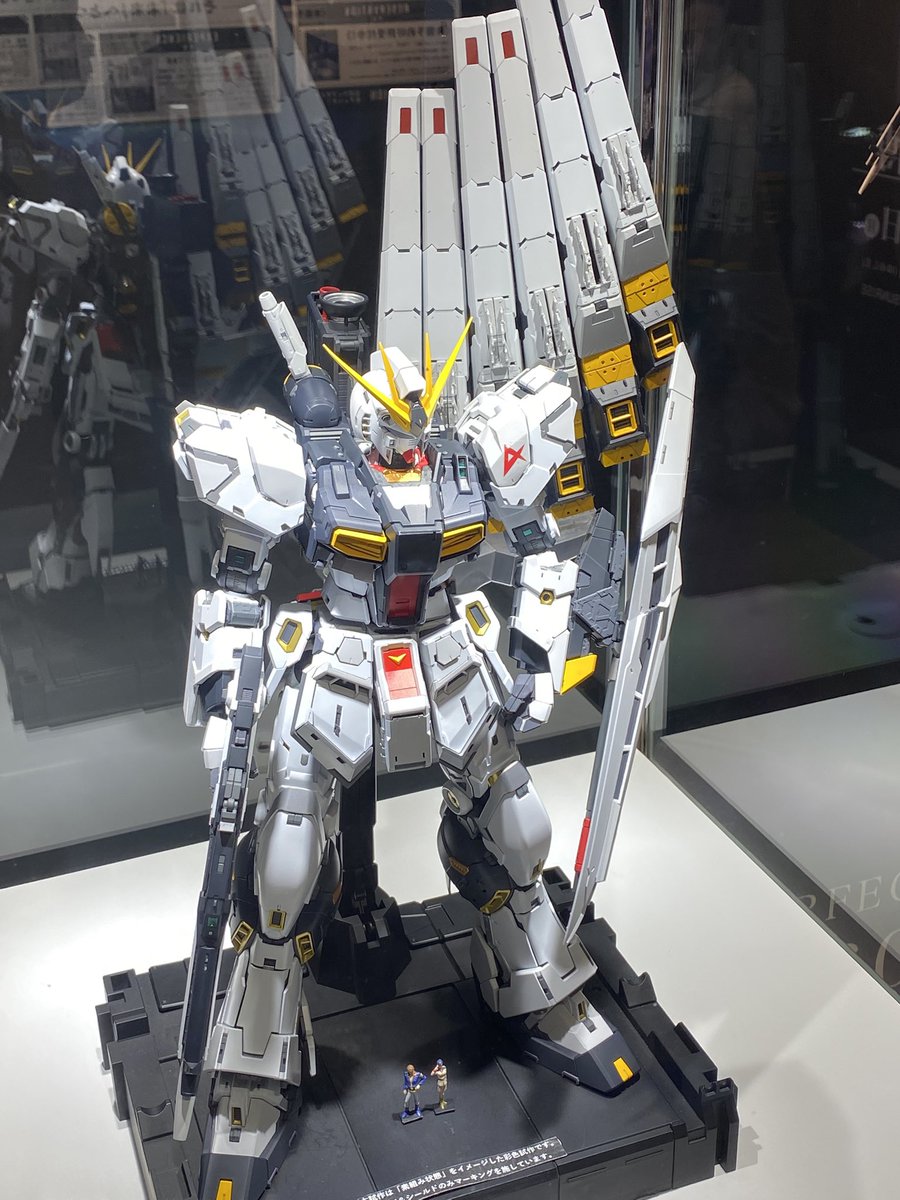 dynamite1105's tweet photo. 今回の目玉商品⁉️
もっそいνガンダムが‼️
#THEGUNDAMBASEPOPUPStore
#νガンダム
#ガンプラ https://t.co/ppYUJKZYXA