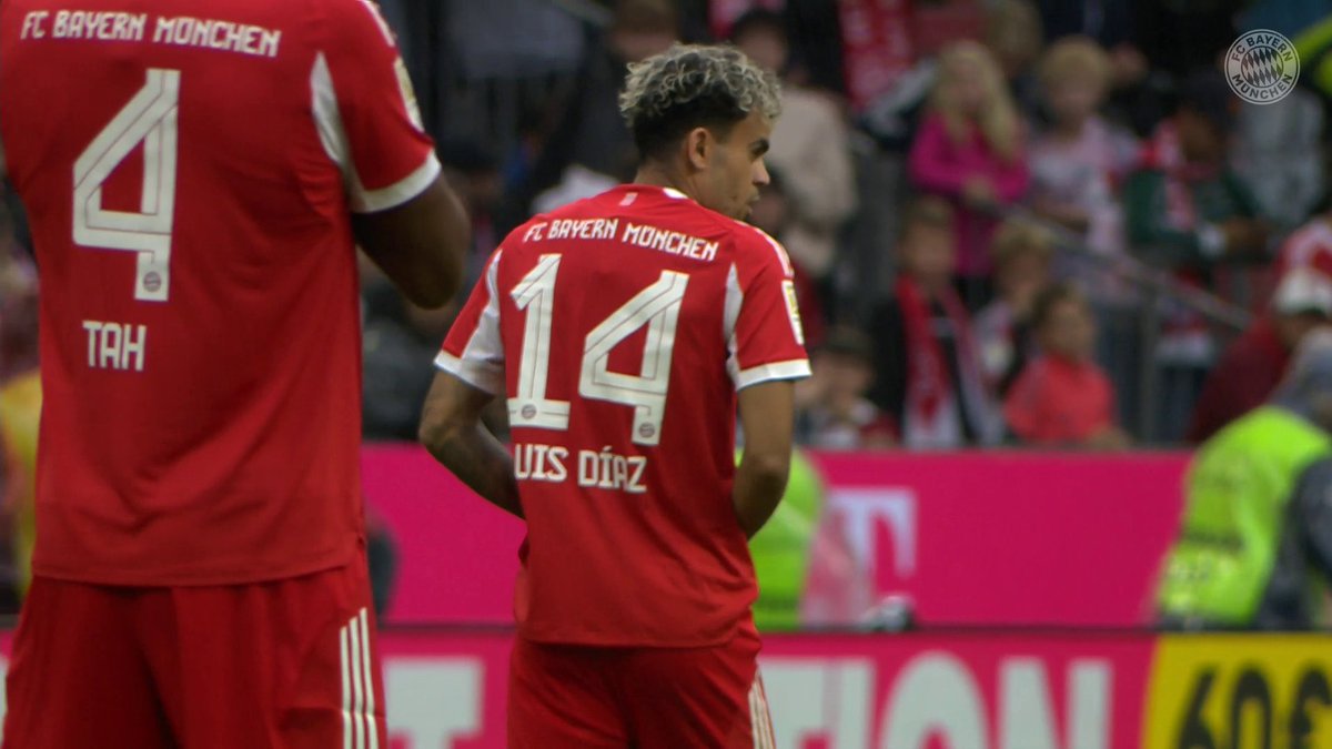 iMiaSanMia's tweet image. Luis Díaz makes his debut