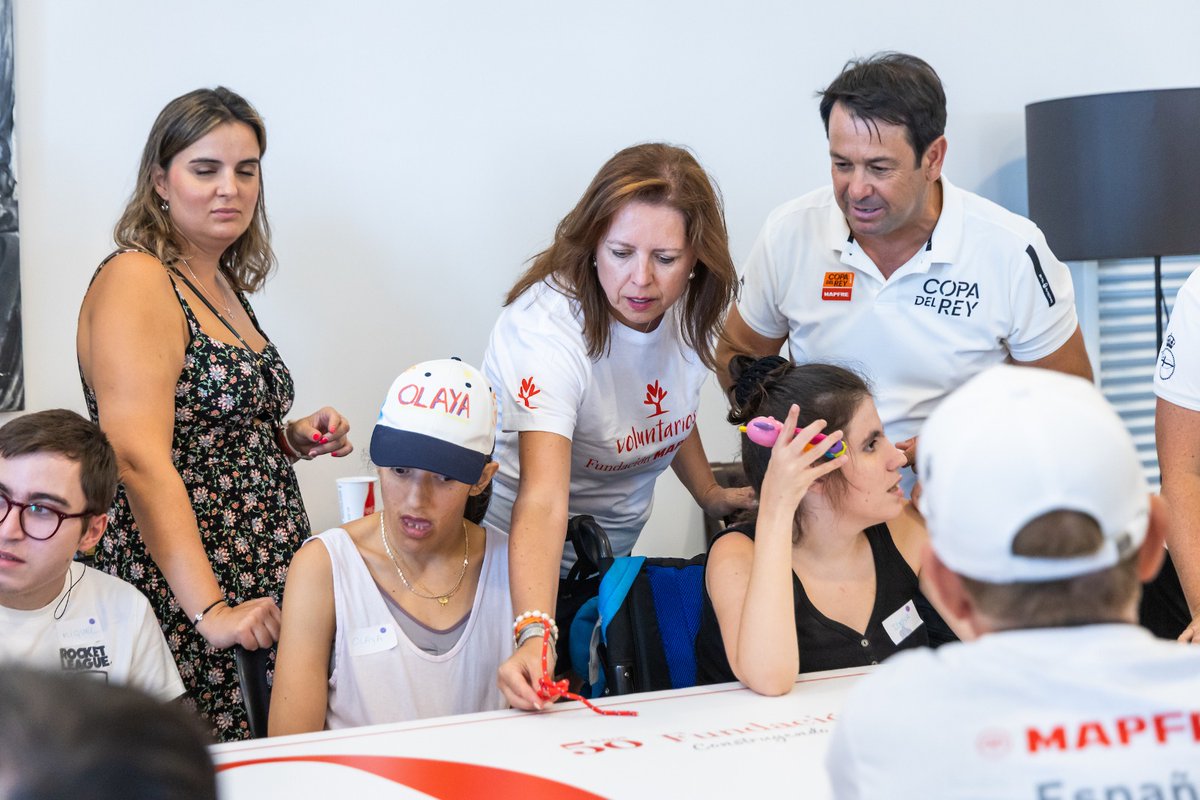 🌟 <a href="/fmapfre/">Fundación MAPFRE</a> ha celebrado hoy una jornada de voluntariado en el <a href="/RCNPalma/">RCNP</a> , reuniendo a familias y personas con discapacidad intelectual de Mater Misericordiae dentro del programa ‘Juntos Somos Capaces’.

Talleres, arte y convivencia en el marco de la  43 #CopaReyMAPFRE

Noticia: