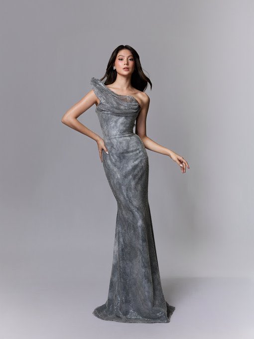 kweenjanella's tweet photo. This had all the potential to be a serve for Charlie. Sayang. Lakas maka-Vanity Fair sana. https://t.co/ps7z0sBMaR