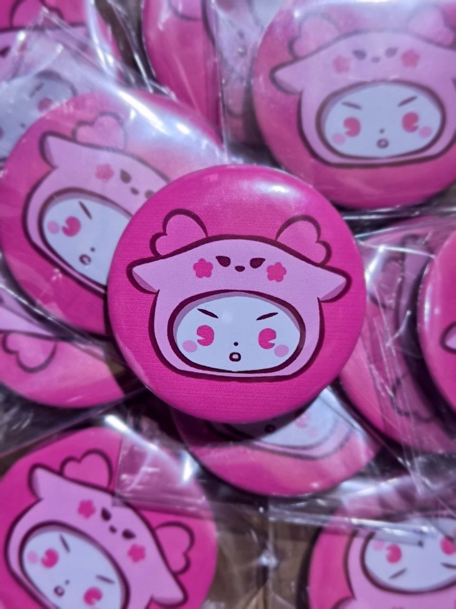 nwahzonly's tweet image. Hello!

We will be giving these freebies tomorrow. See you po! 🩷🫶

*🌸 miimu pins are for trades only cause limited lang. 🥹

#GlowWithBamby