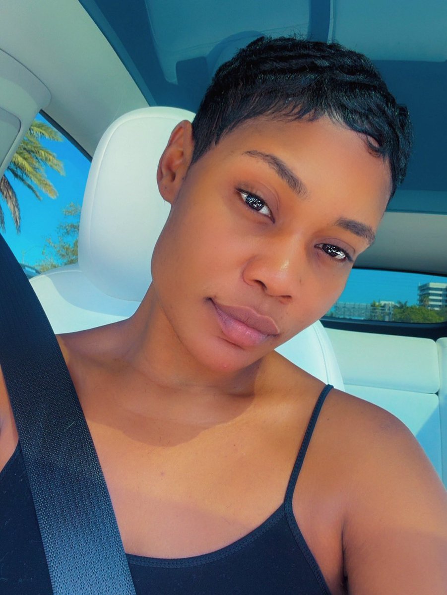 rutshelle's tweet image. Visage doux, esprit puissant 💋
Plusieurs entreprises, une seule femme déterminée.
#MonVisageDAnge #CEOVibes