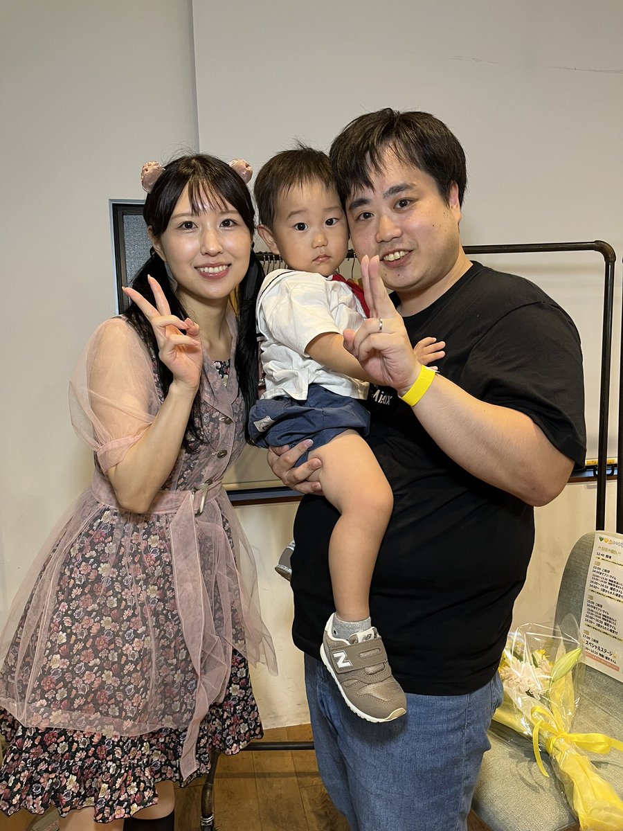 ddddaaO's tweet photo. 2年振り、、

変わらず推しは尊きでした！！！

お久しぶりの皆様も覚えていていただき何よりです。

息子と推しのツーショ撮れなかったのが残念、、

#いくきん生誕祭2025 https://t.co/SSWlILg6Ea