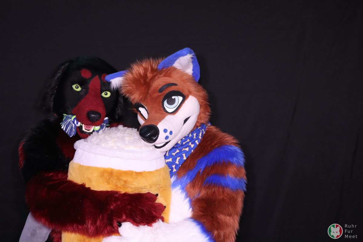 Beeeeeer 
<a href="/realMalunis/">Malunis</a> 
Me
🪡 <a href="/AlphaDogsStudio/">Alpha Dogs</a>
🪡 <a href="/SchneeCreations/">SchneepardiCreations 🔜 EF</a>