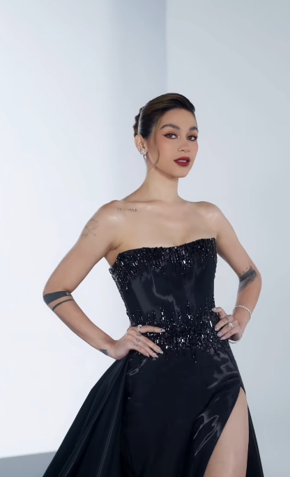 always slaying 

<a href="/ZeinabHarake11/">Zeinab Harake Parks</a> 
MR&amp;MRS PARKS AT THE GMA GALA 
#GMAGala2025