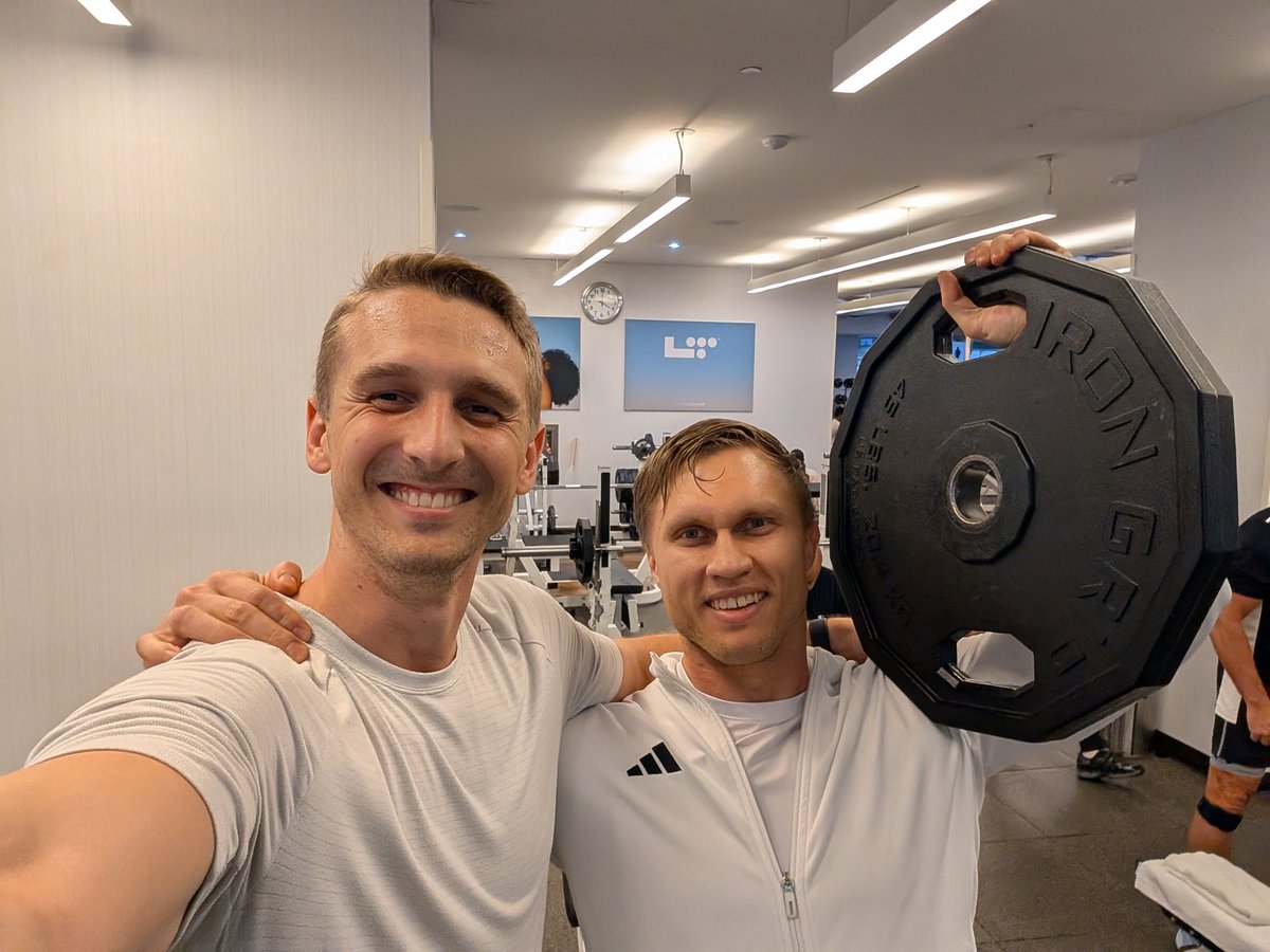 Viktor Bunin 🛡️🇺🇸 (@viktorbunin) on Twitter photo Roman picked up the weight for a fun photo, but as I was thinking of a caption I realized he literally has a heavy weight on his shoulders. He's not the only one that has a lot riding on Mondays judgement - we all do. Privacy is normal. Developers aren't criminals. Free <a href="/rstormsf/">Roman Storm 🇺🇸 🌪️</a> Roman picked up the weight for a fun photo, but as I was thinking of a caption I realized he literally has a heavy weight on his shoulders. He's not the only one that has a lot riding on Mondays judgement - we all do. Privacy is normal. Developers aren't criminals. Free <a href="/rstormsf/">Roman Storm 🇺🇸 🌪️</a>