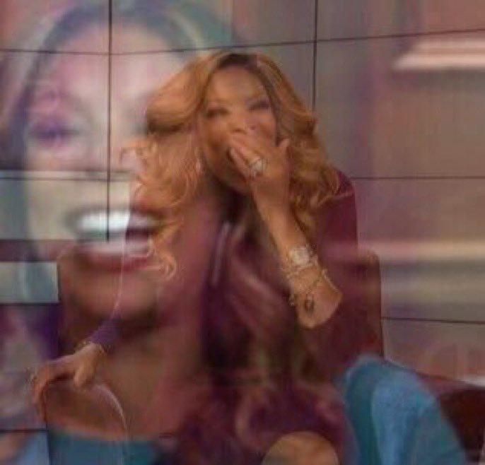 currently rewatching sonny with a chance… this is one of the funniest disney shows