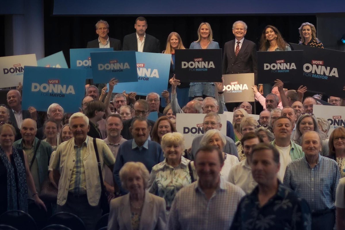 Congratulations to @DonnaJonesPCC Donna Jones - Police Commissioner Hampshire &amp; IOW who was selected today as the Conservative Candidate for the Mayor of Hampshire &amp; The Solent. Donna has been an outstanding Police and Crime Commissioner for Hampshire and The Isle of Wight.