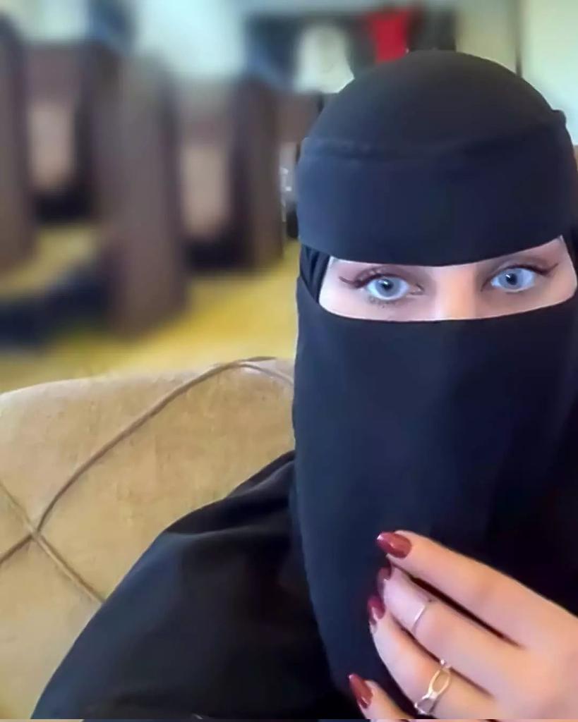 #مساء_الخير_والسعاده حبايب قلبي ❤️
#في اي عمر يتوقف الرجل عن النظر الى النساء؟! 😇
#أبغى الكل #يجاوبني
#اكسبلور_فولو_ي_حلو
#السعوديه_ترحب_بالعالم
#الكويت
<a href="/sbbyt7jy59490/">سجئ ال سعود</a> تابعني
رتوووويـــــــــــت 🔃🫶💋