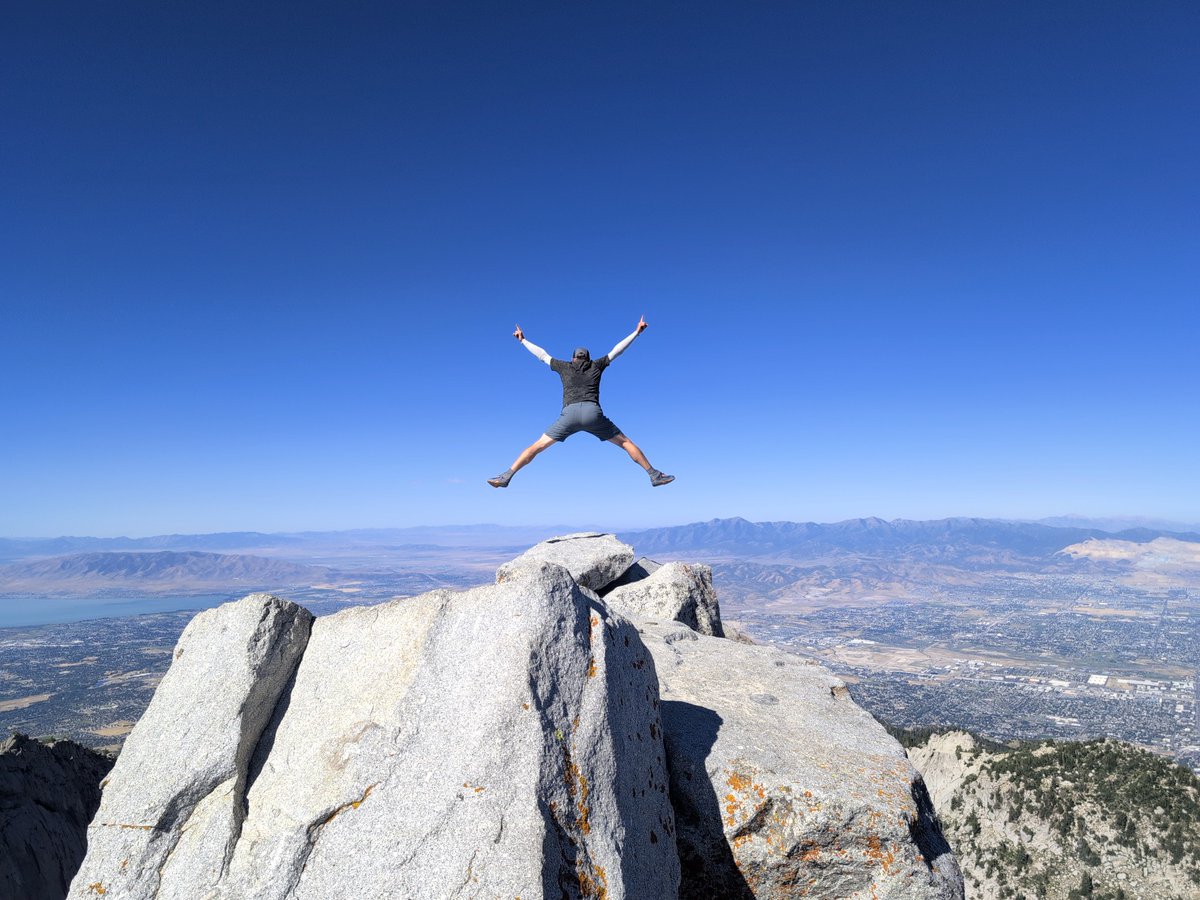 peakjumper's tweet photo. Summited #LonePeak today @Timphiking https://t.co/G7vUPt2ldo