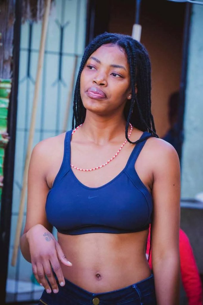 Upcomimg_mag's tweet photo. • Name:Noxolo
• Age:25
• Location:Alexandra 
• FB:Noxolo Fox
• IG:Noxolo_Fox
• TikTok:Noxolo Fox
•Email:zodumonoxolo@gmail.com 
My Motto:Every stumble fuels my rise
Number: 11 https://t.co/TU8bWndORx