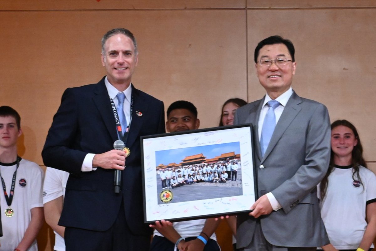 It was a journey of exchanges with pickleball as a bridge. Sport is a universal language. From pickleball friendship matches between Chinese and American teenagers, to Chinese basketball player Yang Hansen joining the NBA, and to the tickets of UFC Shanghai selling out under a