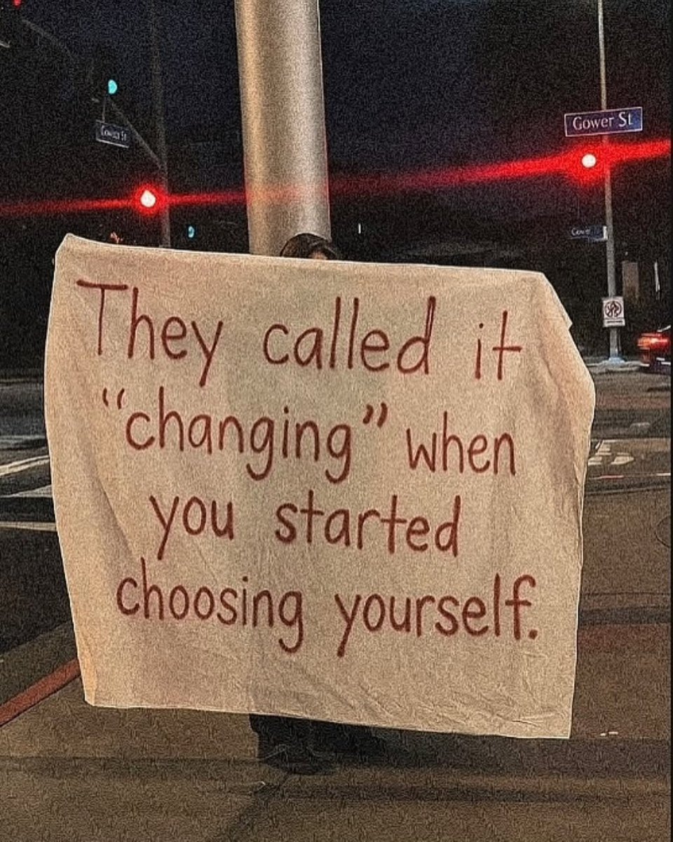 1FlowState's tweet photo. 15 Hard Lines about Life:

1. https://t.co/dNj1tAntQO