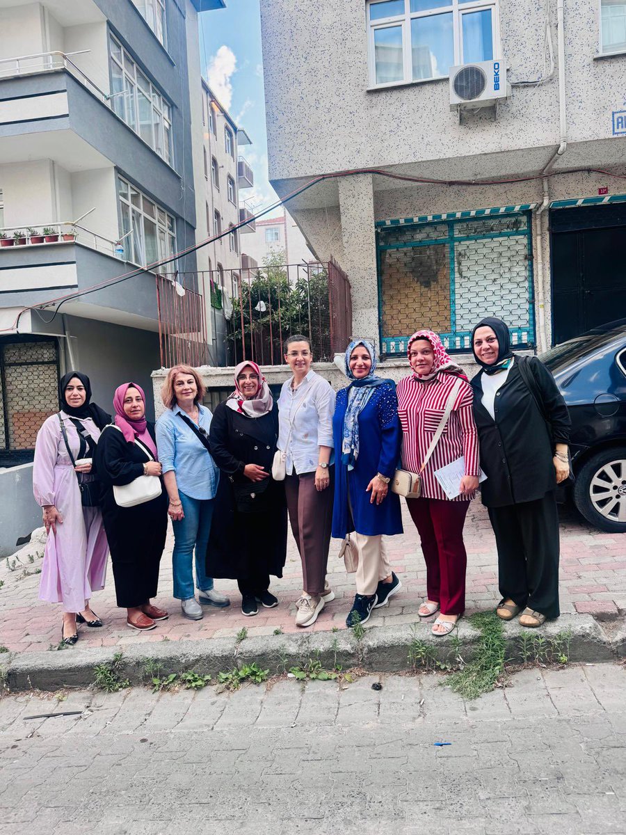 📍 Bugün AK Parti teşkilatları olarak eş zamanlı sahadaydık!

Gönül vererek yürüdüğümüz bu yolda, kapı kapı gezerek yeni gönüller kazanmaya, AK Parti ailemizi büyütmeye devam ediyoruz.