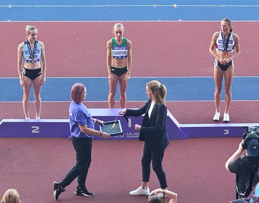 Prof Jo Maher (@joannemaher) on Twitter photo A privilege to hand the 5000m Gold medal to <a href="/lborouniversity/">Loughborough University</a> <a href="/lboroalumni/">Loughborough Alumni</a> Hannah Nuttall π₯ππ» <a href="/BritAthletics/">British Athletics</a> National Championships. A fabulous day and big thanks to <a href="/jackrbuckner/">jack buckner</a> A privilege to hand the 5000m Gold medal to <a href="/lborouniversity/">Loughborough University</a> <a href="/lboroalumni/">Loughborough Alumni</a> Hannah Nuttall π₯ππ» <a href="/BritAthletics/">British Athletics</a> National Championships. A fabulous day and big thanks to <a href="/jackrbuckner/">jack buckner</a>
