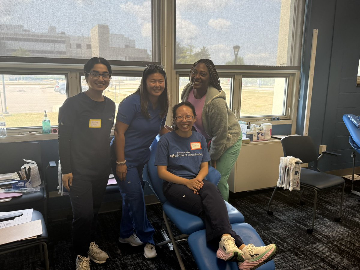 Buffalo_AT's tweet image. Great interprofessional free physical day today! We partnered with faculty and students from medicine, pharmacy, and dental medicine and rolled out the mobile health unit for its first use! Thank you for the @UBMDOrtho sports med fellows too! #UBuffalo #UBSPHHP