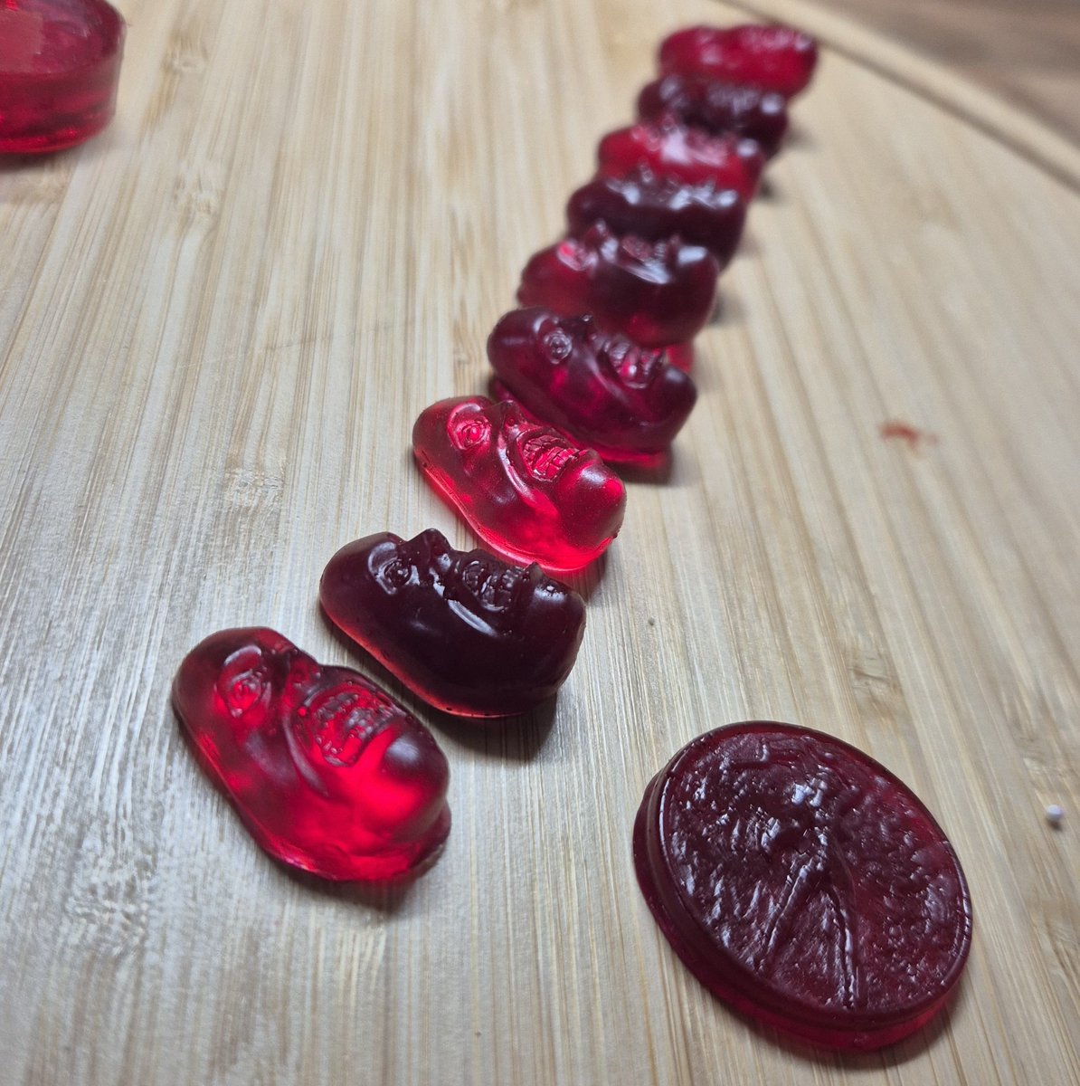 Made bunch of Red Orbs out of epoxy. Time to go buy Stinger...