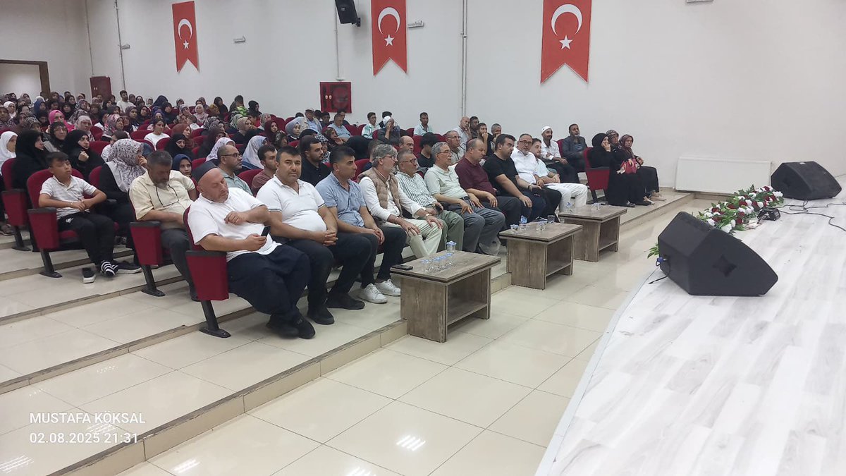 akpartiacigol's tweet photo. 📍 “Acıgöl Camilerni Yaptırma ve Yaşatma Derneği tarafından düzenlenen Kur’an-ı Kerim tilavet programına İlçe Yönetim Kurulu olarak katılım sağladık.Bu anlamlı progrmda emeği geçen herkesten Allah razı olsun. Tilaveti gerçekleştiren kıymetli hocalarımıza teşekkür ederiz. @av_mfa https://t.co/TMzFA9G0HO