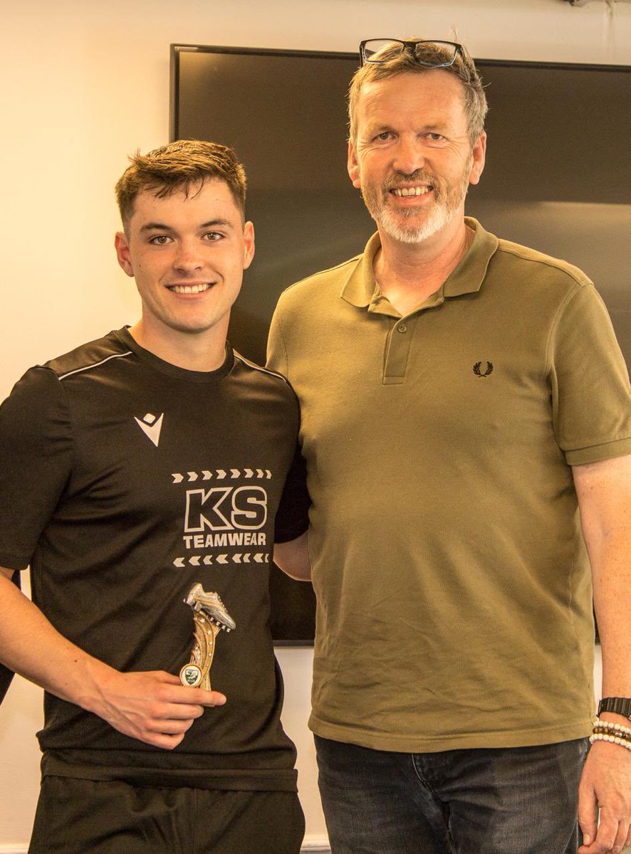 Leatherhead FC (@leatherheadfc) on Twitter photo Man of the match was presented to Nathan Hogan (<a href="/N_H0GAN/">Nathan Hogan</a>) by Richard from <a href="/fcfootballkit/">fcfootballkit</a>
<a href="/sbphotographic/">sportstog</a> Man of the match was presented to Nathan Hogan (<a href="/N_H0GAN/">Nathan Hogan</a>) by Richard from <a href="/fcfootballkit/">fcfootballkit</a>
<a href="/sbphotographic/">sportstog</a>
