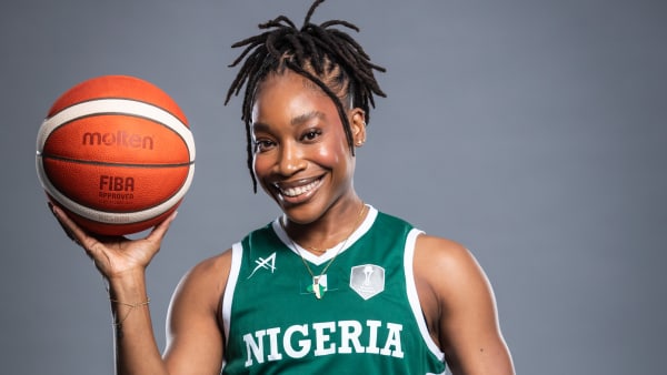 uch3_D_Fanatik's tweet image. Ezinne Kalu Vs Senegal: 

19 PTS 
6 REB 
3 AST 
2 STL 
9-11 FTM 
33% FG 

She has now scored the most points by a Nigerian player at the 2025 AfroBasket 

#ballchatwithkenny