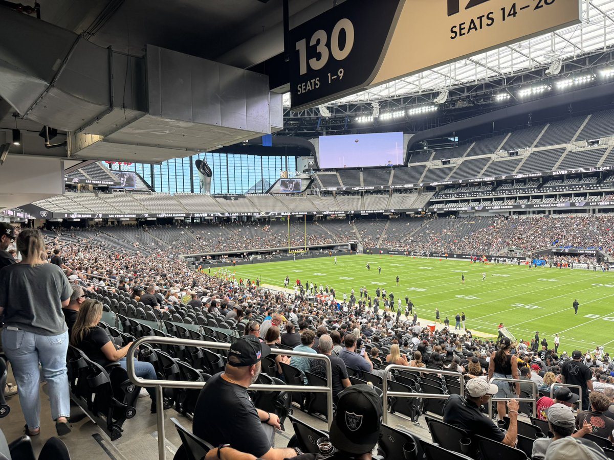 Clay Baker (@claybakerradio) on Twitter photo So far, Raiders first team offense looking very smooth, with TD scoring drives on their first two series.
Geno connecting with various receivers, including big plays to Mayer but that back shoulder TD in the EZ to Bowers, brought the crowd to their feet.
<a href="/RNR920AM/">Raider Nation Radio</a> So far, Raiders first team offense looking very smooth, with TD scoring drives on their first two series.
Geno connecting with various receivers, including big plays to Mayer but that back shoulder TD in the EZ to Bowers, brought the crowd to their feet.
<a href="/RNR920AM/">Raider Nation Radio</a>