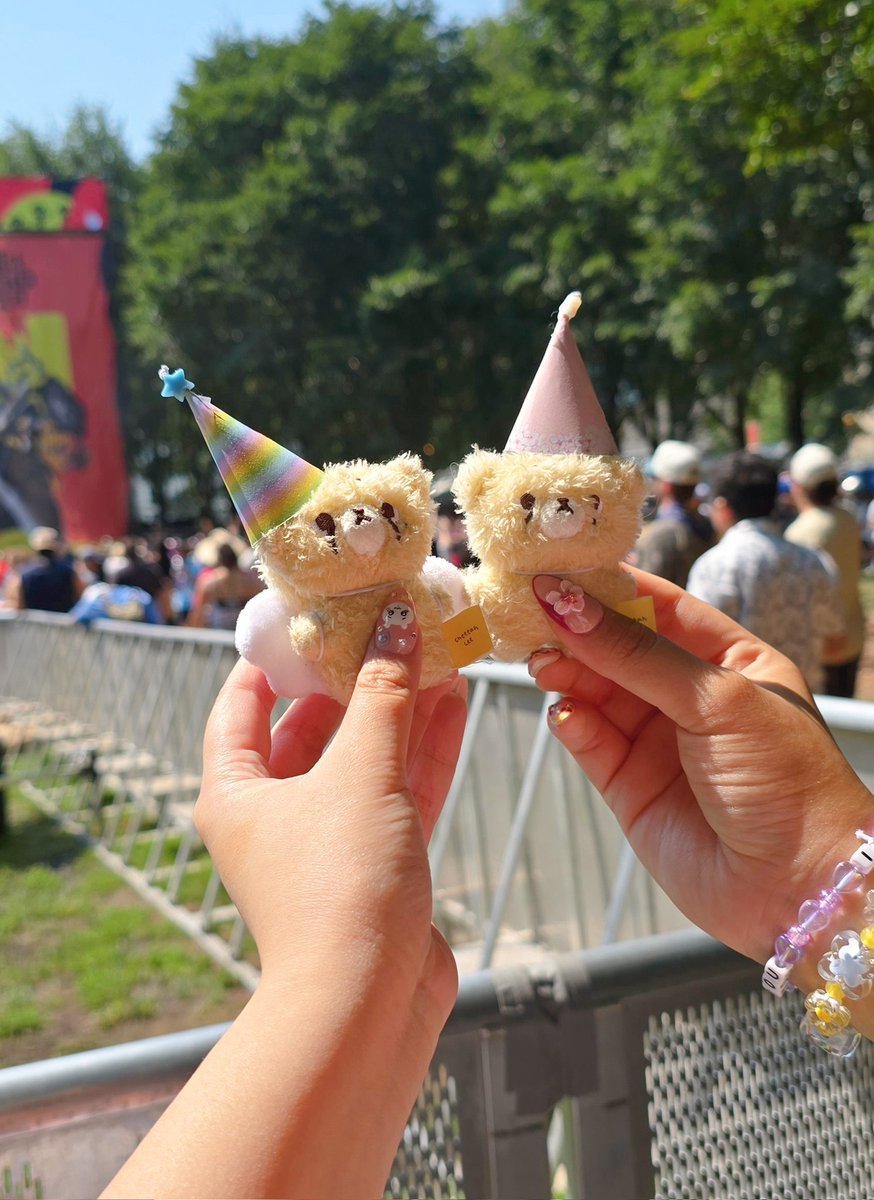 yayyy happy birthday marklyyy 🥹🥹🥹🫶🩷🩵