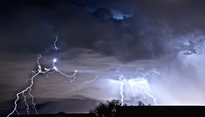 gameresources's tweet image. Storm and Thunder 👏 ⚡️

To intense, dramatic, violent strikes to distant dying and faded rumbles.  🔊 

gamedevmarket.net/asset/storm-an… 
#indiegamesoundtrack #musicdevelopment #gamingmusic #indiegamemusic #sounddesign #sfx #compose