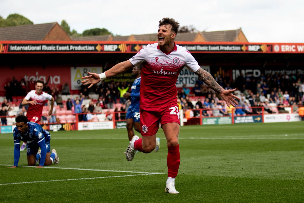 Frustrating we couldn’t hold onto all 3 points today but plenty of positives to take out the game! Thanks for the unbelievable support as always 👍🏻 
<a href="/ASFCofficial/">Accrington Stanley</a>