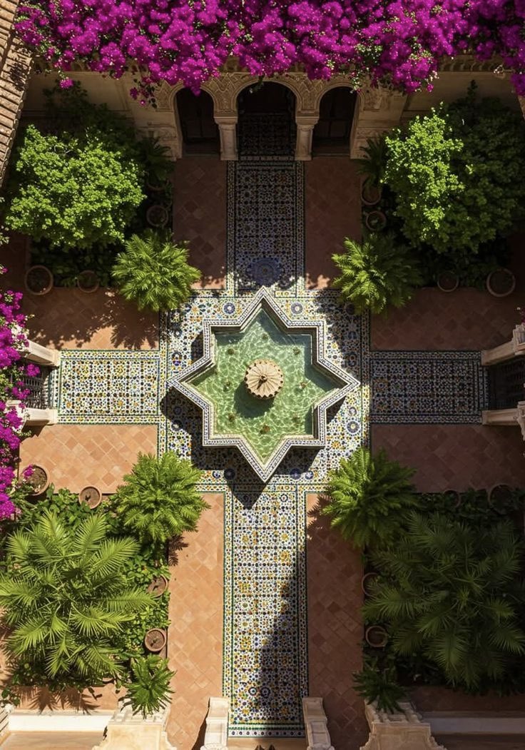 Moroccan gardens are pure majesty.