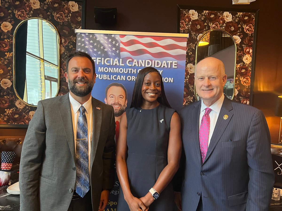 WardellFord4NJ's tweet image. Great meet&apos;n&apos;greet in Long Branch this week. Big things happening here: 8-10 years ago, GOP was losing this city by more than 20%. Just last year, pulled within 3% of winning it!

Thanks to our next Lt Gov, Sheriff Jim Gannon for coming! Can&apos;t wait to fix NJ with him &amp;amp; @Jack4NJ