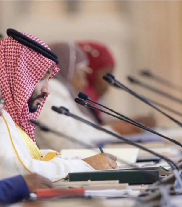 اللهم مكّنه وأعنه وسدده واحفظه واجعله ذخراً للإسلام وعوناً للمسلمين..❤️🇸🇦

 #ولي_العهد_الامير_محمد_بن_سلمان