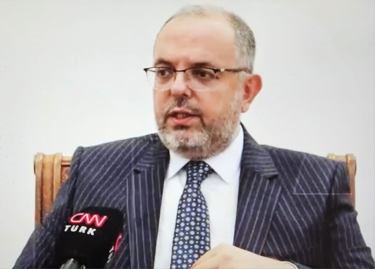 Bu akşam 20.45'te CNN TÜRK'e konuk olacağım. Türkiye'de azalan nüfus oranlarını, eğitim meselelerimizi ve gündemdeki konuları konuşacağız